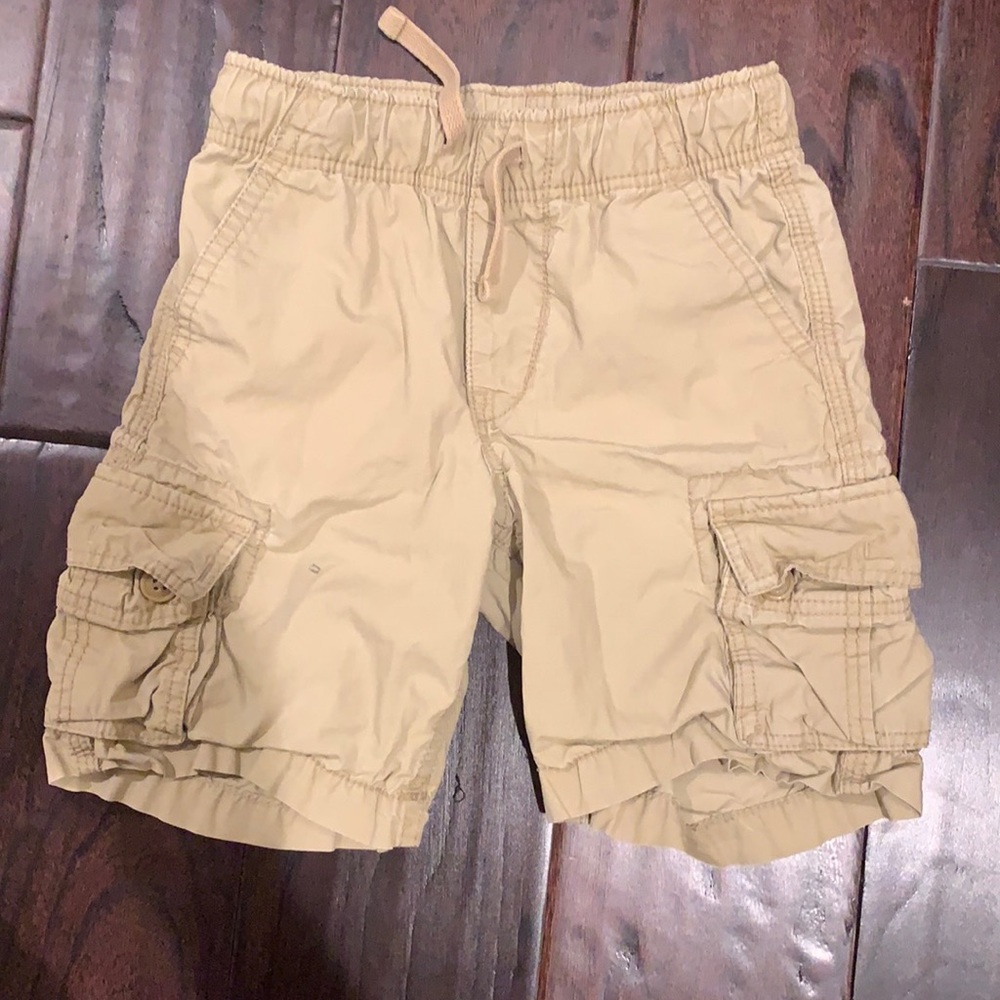 Gap 4T shorts